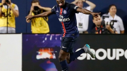 Matuidi, Ibrahimovic score to help Paris Saint-Germain beat Manchester United 2