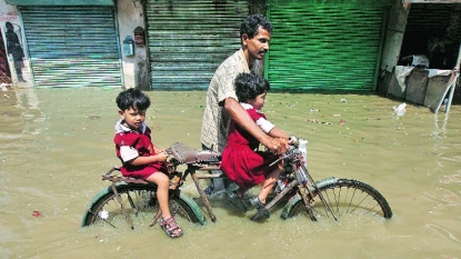 Heavy monsoon rains kill more than 100 in India, leave thousands homeless