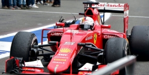 Sebastian Vettel says Pirelli tyre failure unacceptable