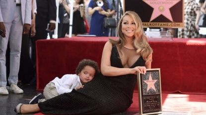 Mariah Carey overshadowed by adorable kids while getting star on Hollywood
