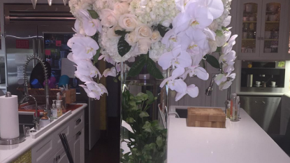 Kylie Jenner Sends Jessica Alba Flowers After Bodyguards Incident