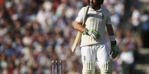 Ian Bell quits ODIs to focus on Tests