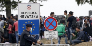 Hungary close to completing fence on Croatian border