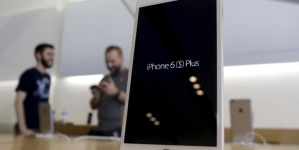 IPhone 6S Sales Hit 13 Million in Three Days