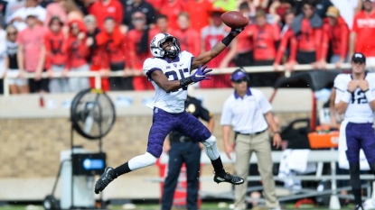 TCU wins wild game on tipped pass that goes for touchdown