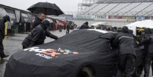 Matt Kenseth on pole after Dover qualifying rained out