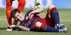 Barcelona News: Lionel Messi Suffers Knee Injury, Tears Ligaments, Out For 2