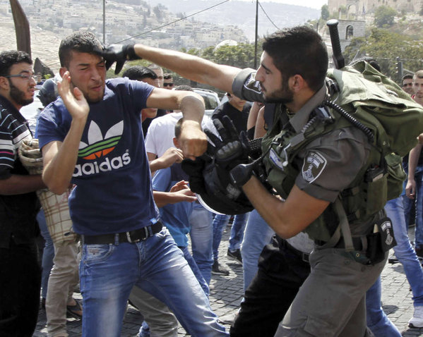 West Bank clashes as Israel searches for Palestinian gunmen