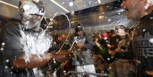 Yankees lose to Red Sox as they waste opportunity to clinch