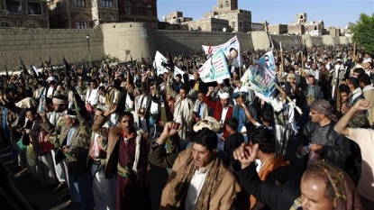 Yemen loyalists seize control of key strait